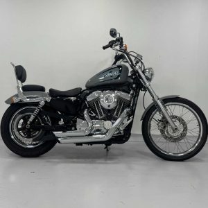 HARLEY DAVIDSON SPORTSTER XL 1200V SEVENTY TWO 2013