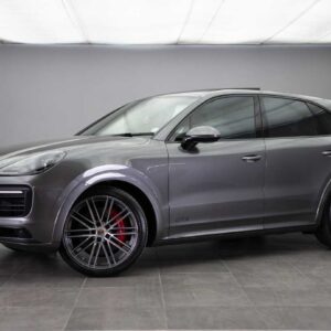 PORSCHE CAYENNE GTS 2023